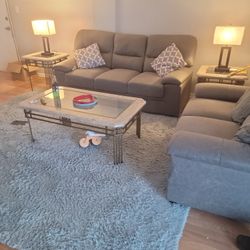 Livingroom Set  Tables Only