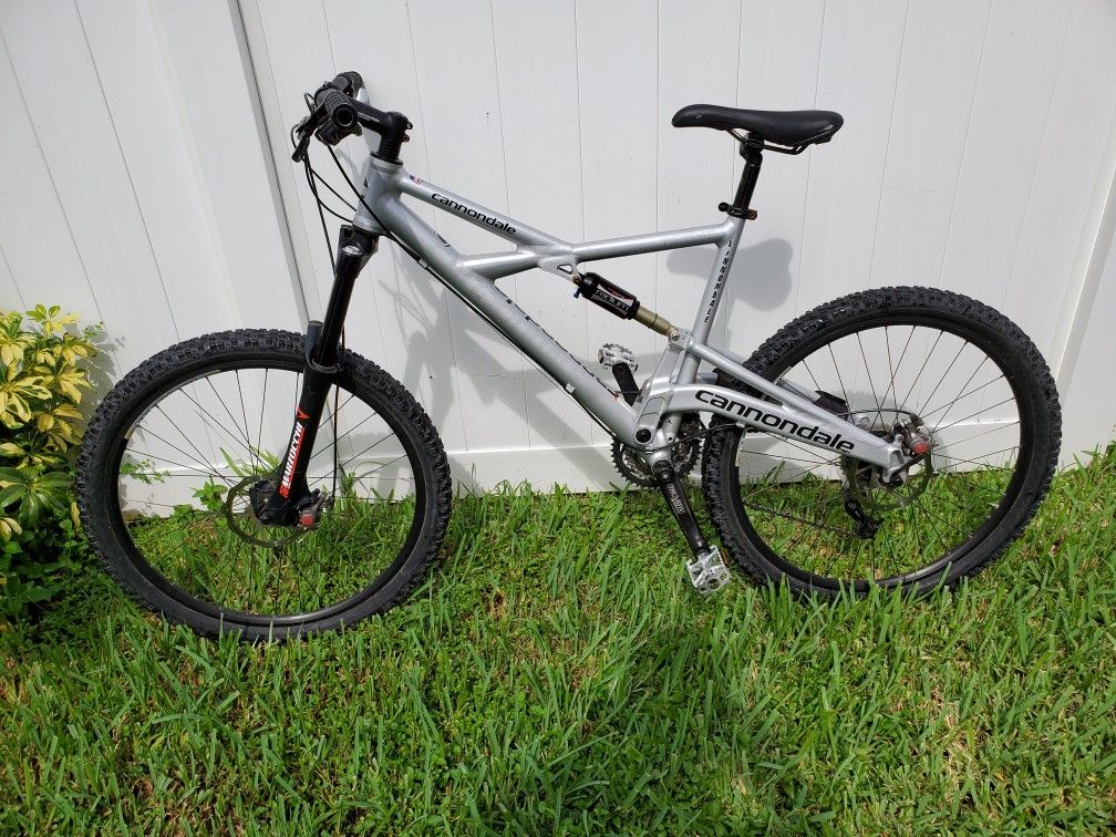 Cannondale Prophet full suspension mountain bike