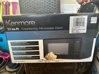 Kenmore Microwave - black 1.1 cu ft