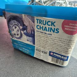 2 Boxes Of Peerless Truck Chains - Part No 0221630