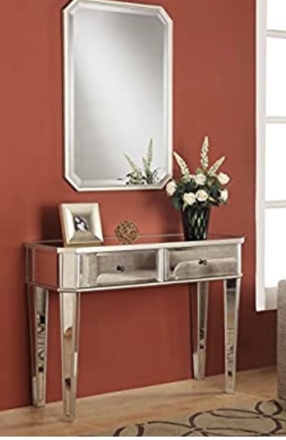 ⭐️New Powell mirrored silver wood Console. p/U by Ashlan and Temperance in Clovis