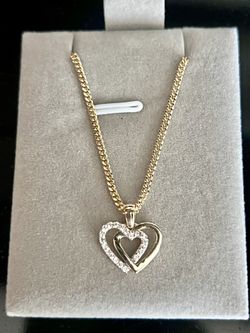 10K Yellow Gold 20” Chain 2mm w/ Double Heart Pendant 7.19g