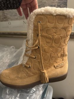 New!! Original Coach Boots Size 8.5m