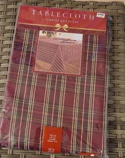 New Round Christmas Plaid Tablecloth