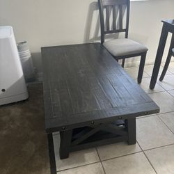Coffee Table With Matching Side Table 
