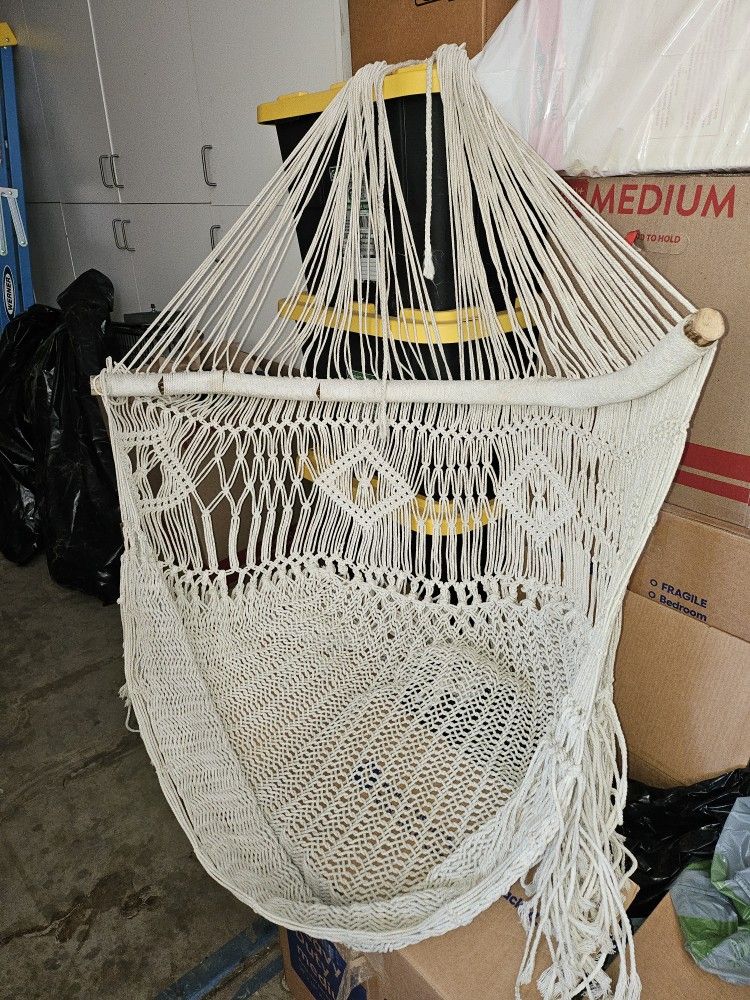 Macrame Swing