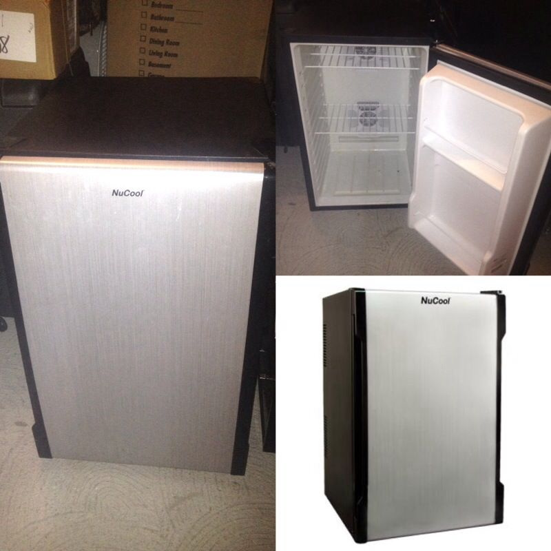 Nucool Mini Fridge 2.8 for Sale in Marina del Rey,