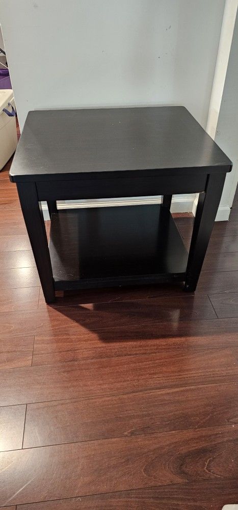 FREE FREE End Table