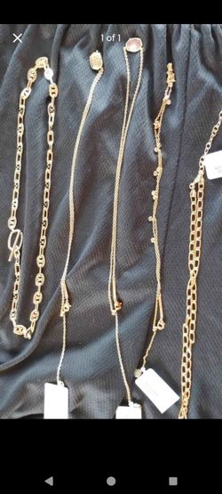 Kendra Scott necklaces