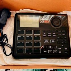 Akai XR 20 DRum Machine 
