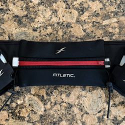 Fitletic Hydra 12 Hydration Belt 2