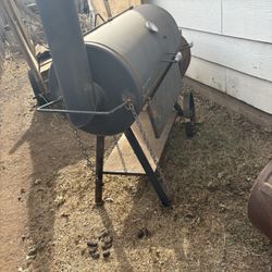 It’s A Grill Master Smoker, Heavy Duty