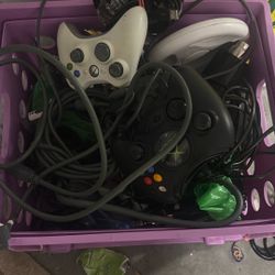 Box of wires Xbox 360