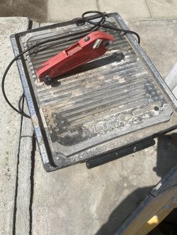 Husky Wet Tile Saw.