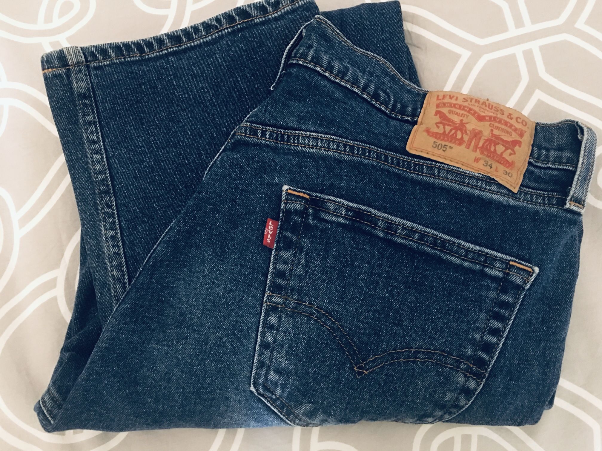 Levi’s Blue Jeans 505 . Size :36 W And 30 L . Super Clean Like New .