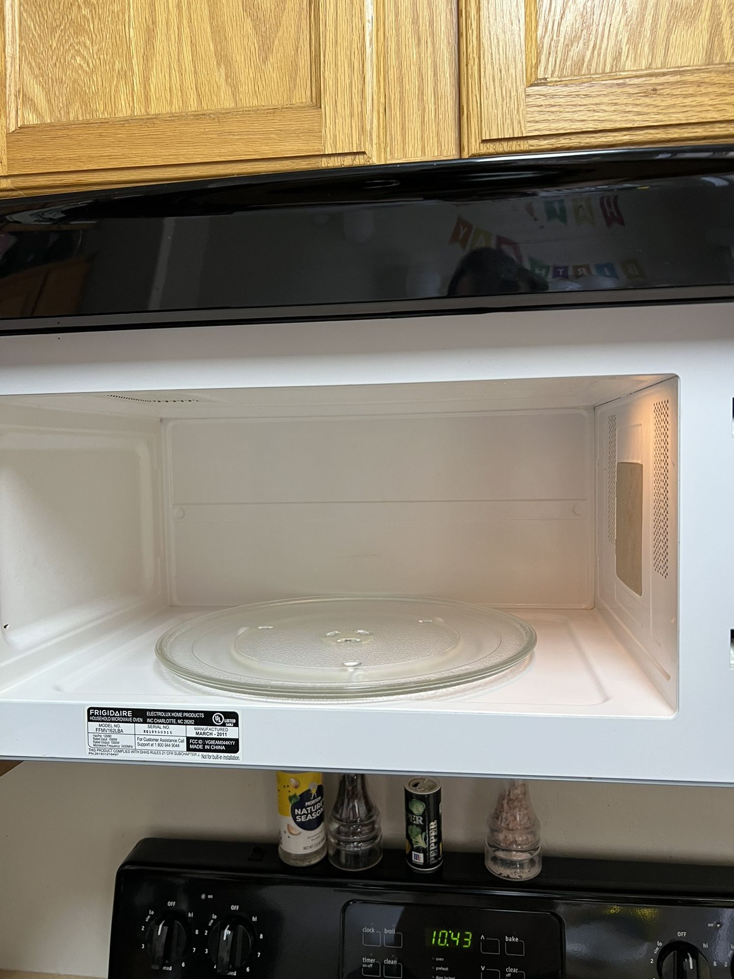 Black Refrigerator , Oven , Microwave, And Dishwasher