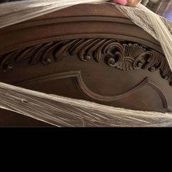 CALI KING BEDROOM SET