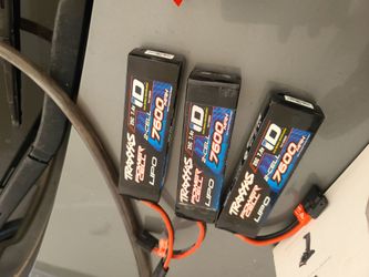 $125 Traxxas dual charger & 3 2s traxxas batteries