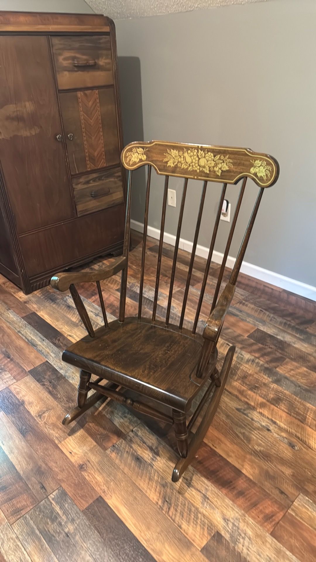 Rocking chair