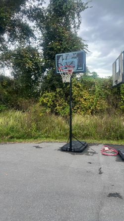 Basketball Hoop 