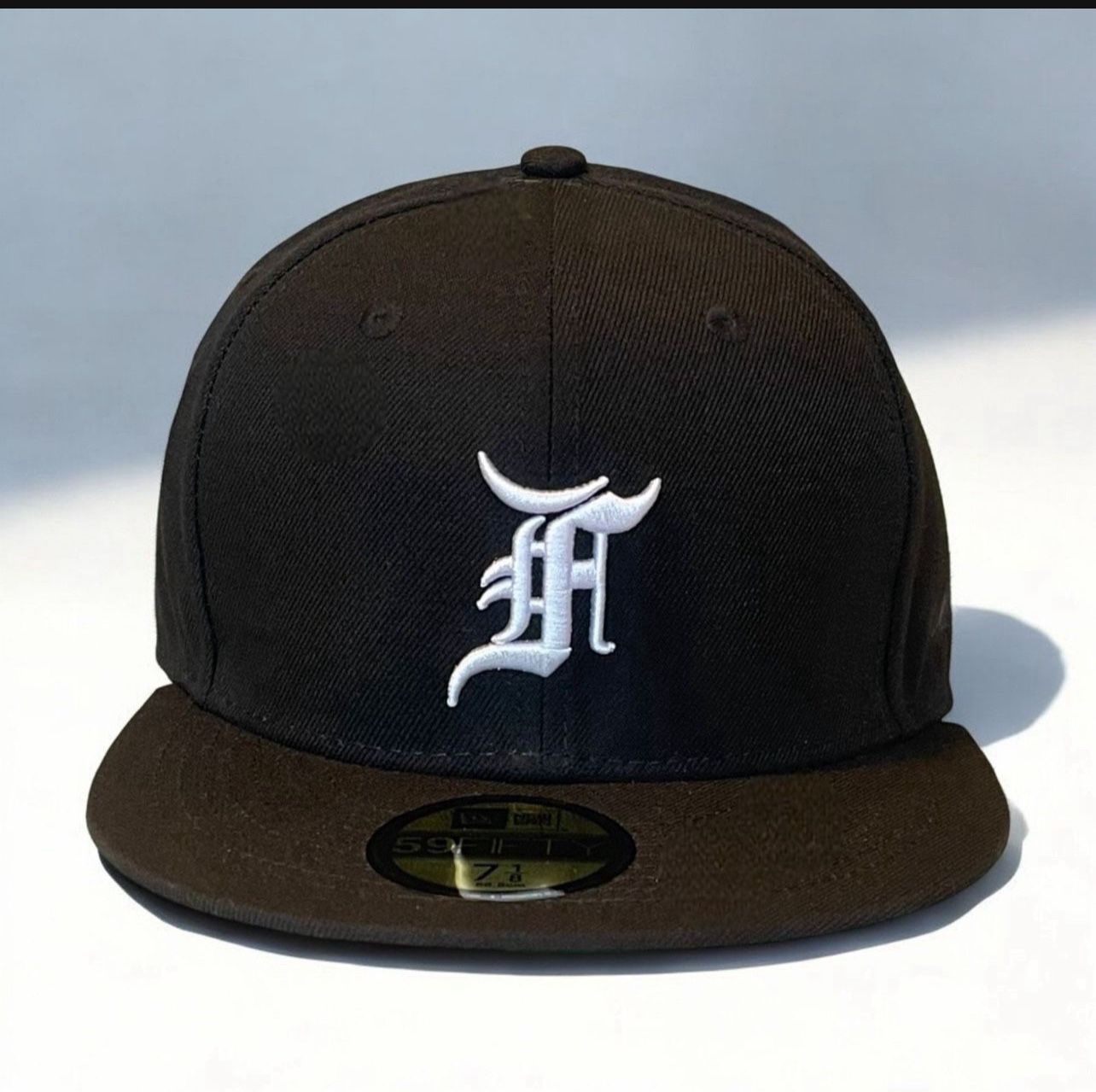 NEW ERA X FEAR OF GOD ESSENTIAL 59FIFTY FITTED HAT