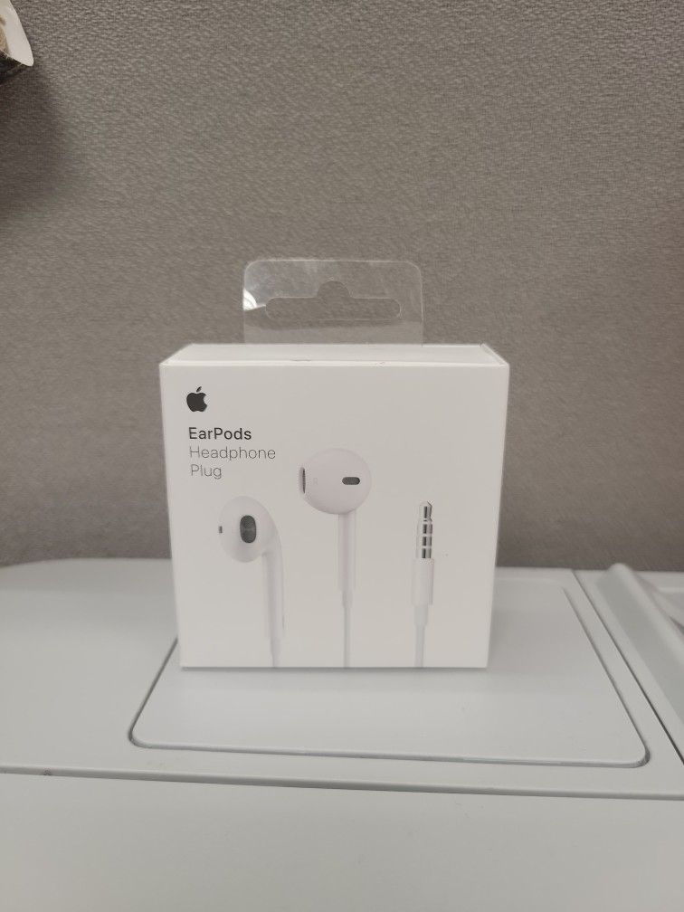 Apple Ipod Wired Earpods, NIB, White, Original OEM