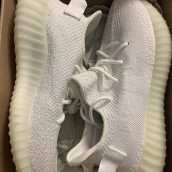 White Yeezy 350 Trainers 