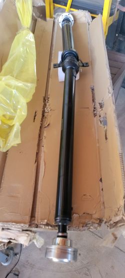 2015-----2019 Chrysler 300/ Dodge Charger all-wheel drive drive shaft part #976-986