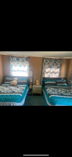 1 Queen size bed