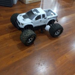 Hpi Savage Flux XL