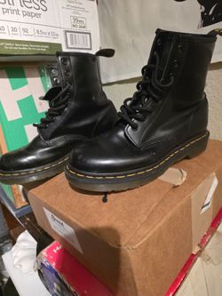 Doc Martens boots 1460