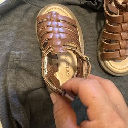 GIRLS CLOTHES AND SANDALS