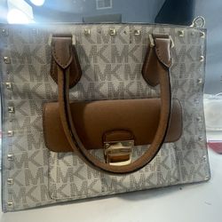 Michael Kors Bag And Wallet Set 