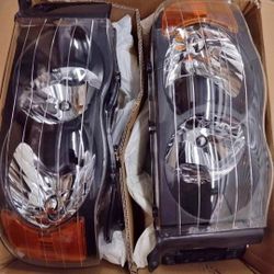 02-05 Dodge Ram Black/Amber Headlights