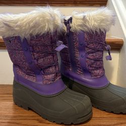 Girls Snow Boots Size 4
