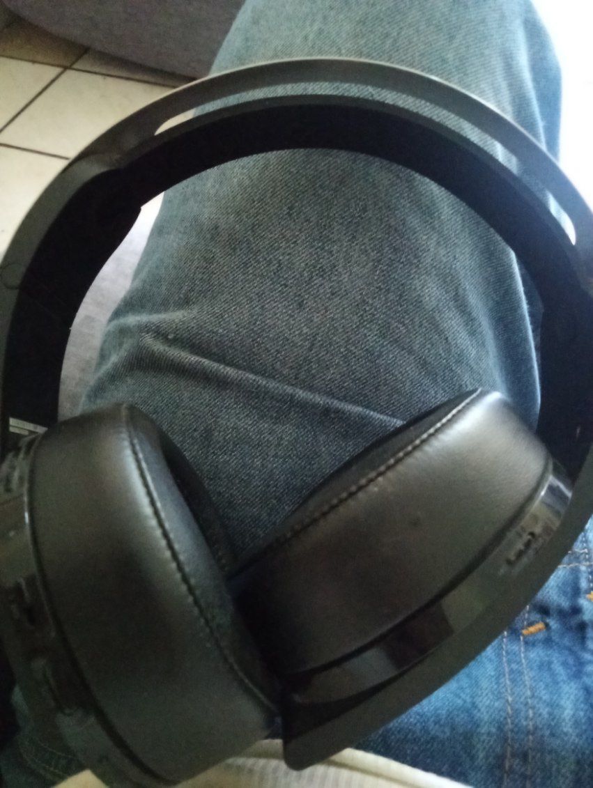 Sony PlayStation Platinum Wireless Headphones 