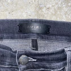Amiri Paint Drip Logo Jeans for Sale in The Bronx, NY - OfferUp