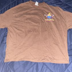Brown graphic tee