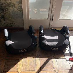 Graco booster seats (2)