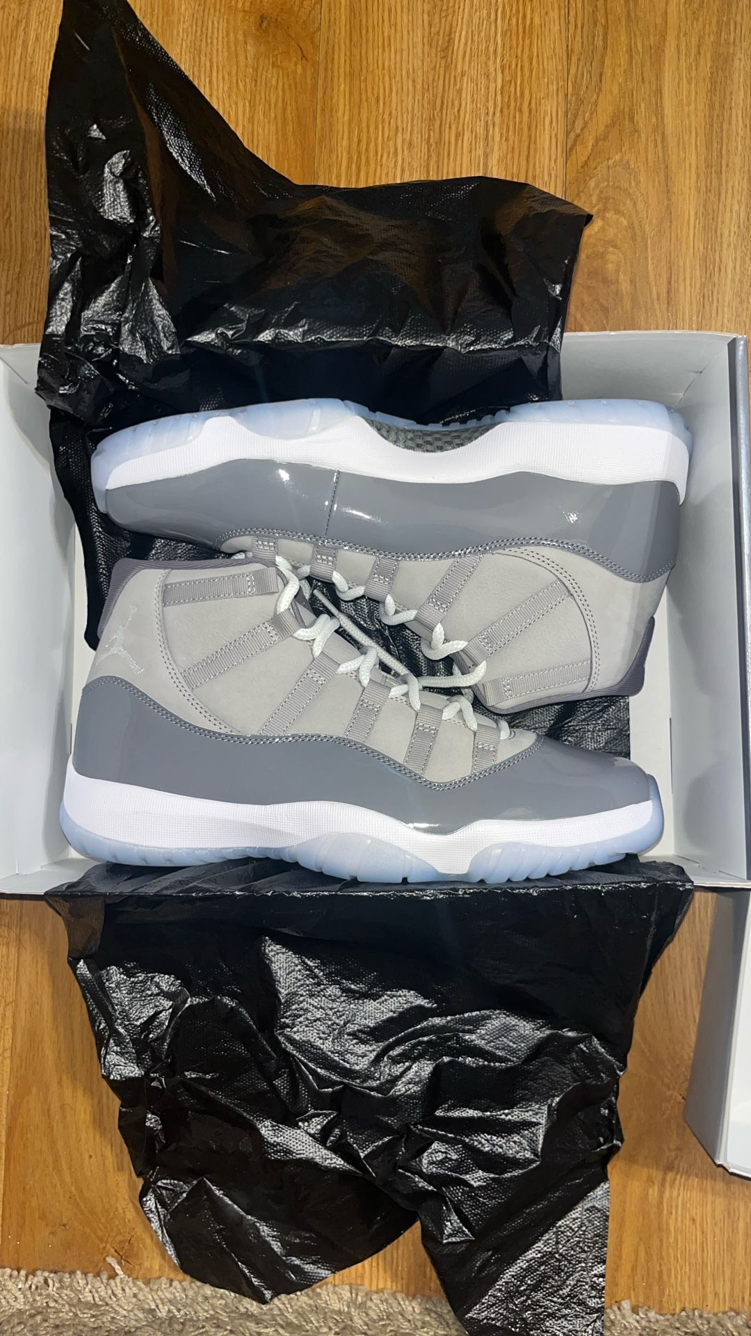 JORDAN 11 RETRO COOL GREYS