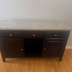 Table & Wine Cabinet