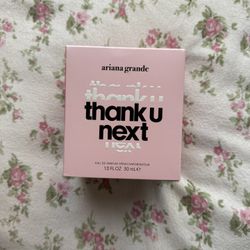 ariana grand perfume 