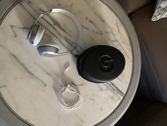 Beats 3 headphones