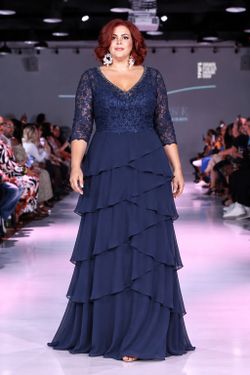 Elegant Marsoni Navy Blue Formal Evening Gown Plus Sz 22  Modest Sleeves Tiered