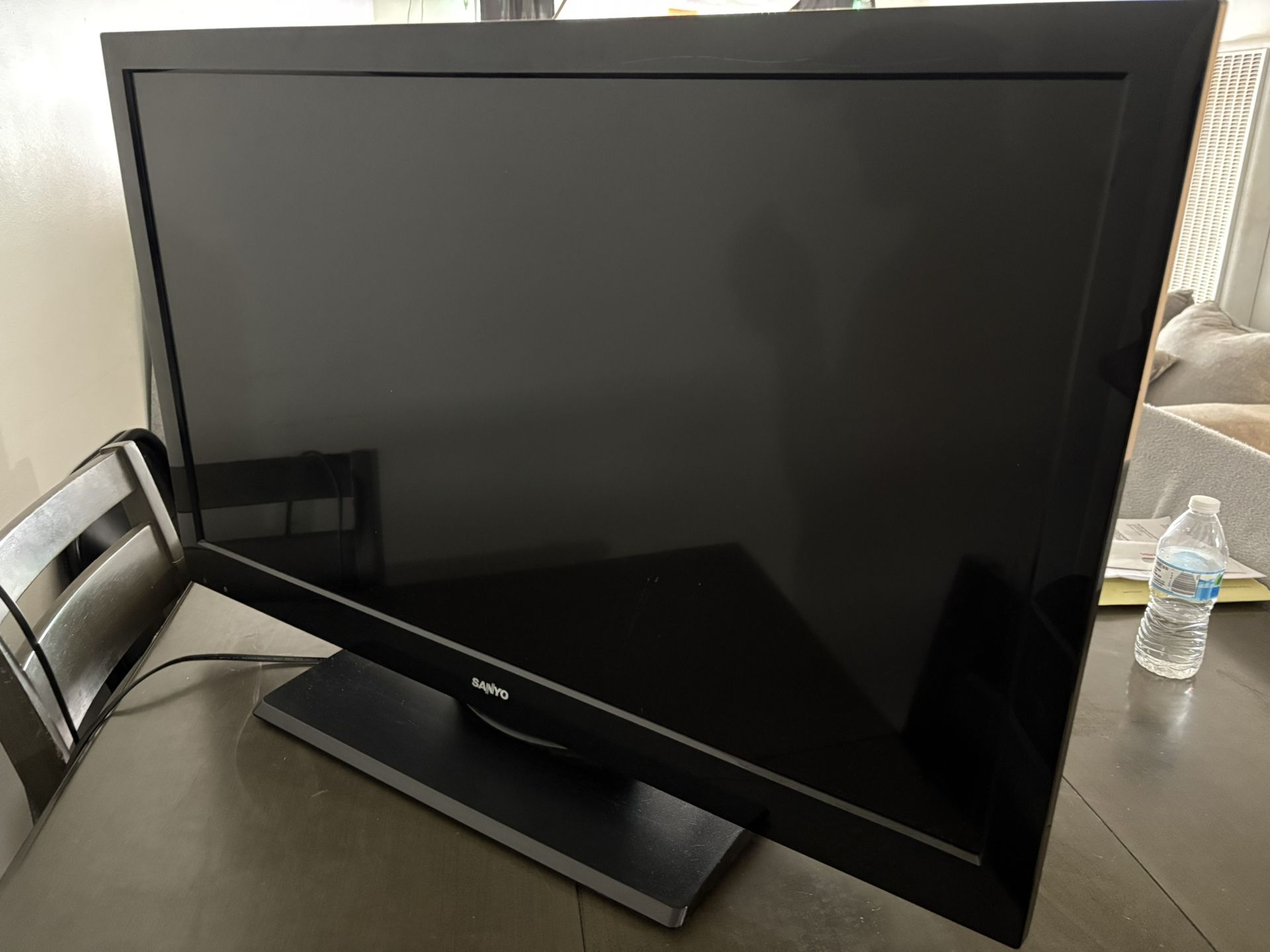 Sanyo 32 Inch Tv