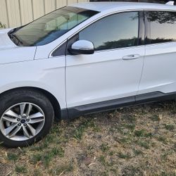2017 Ford Edge