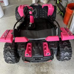 Pink Power wheels dune racer 