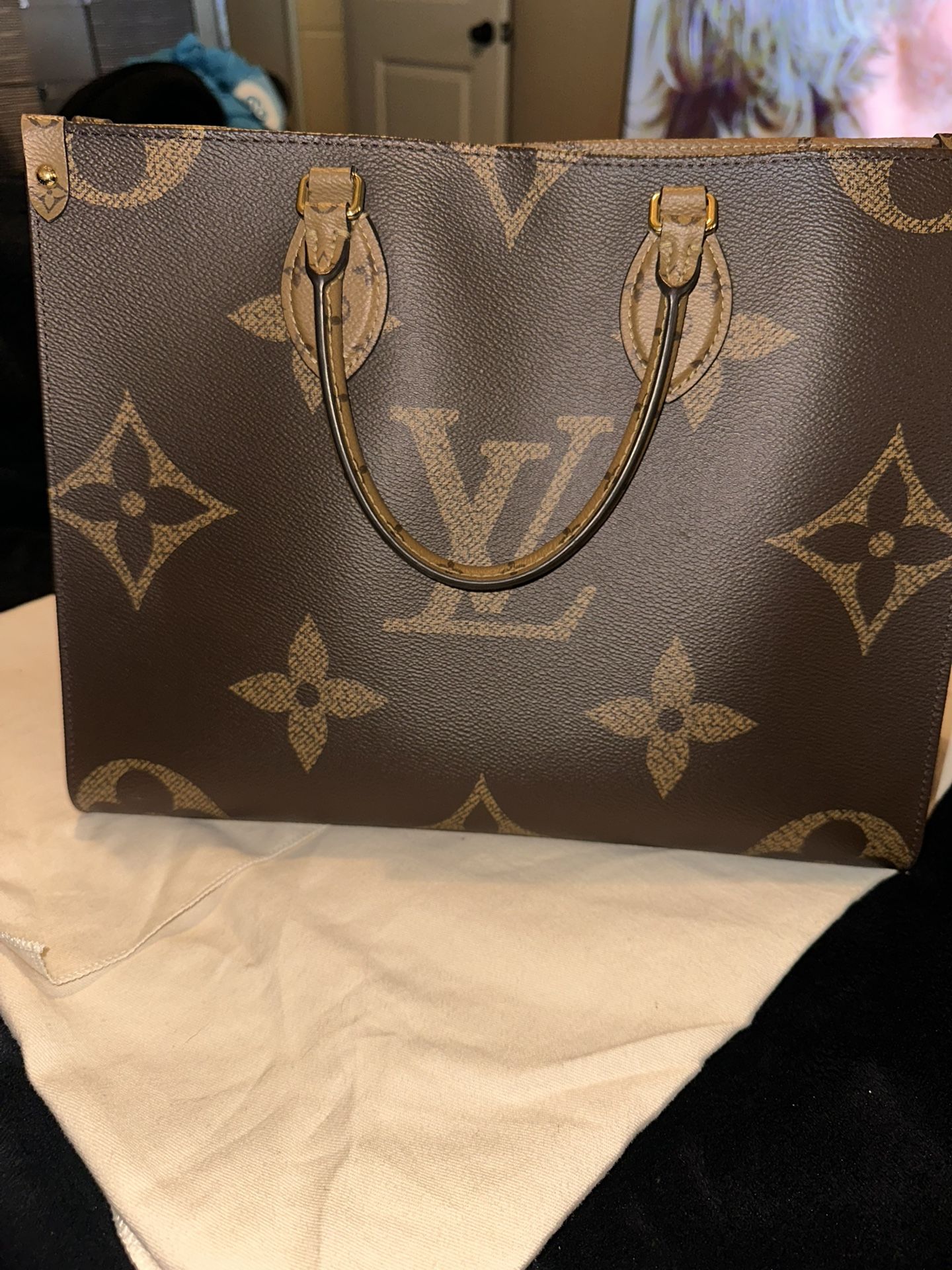 Louis Vuitton On The Go