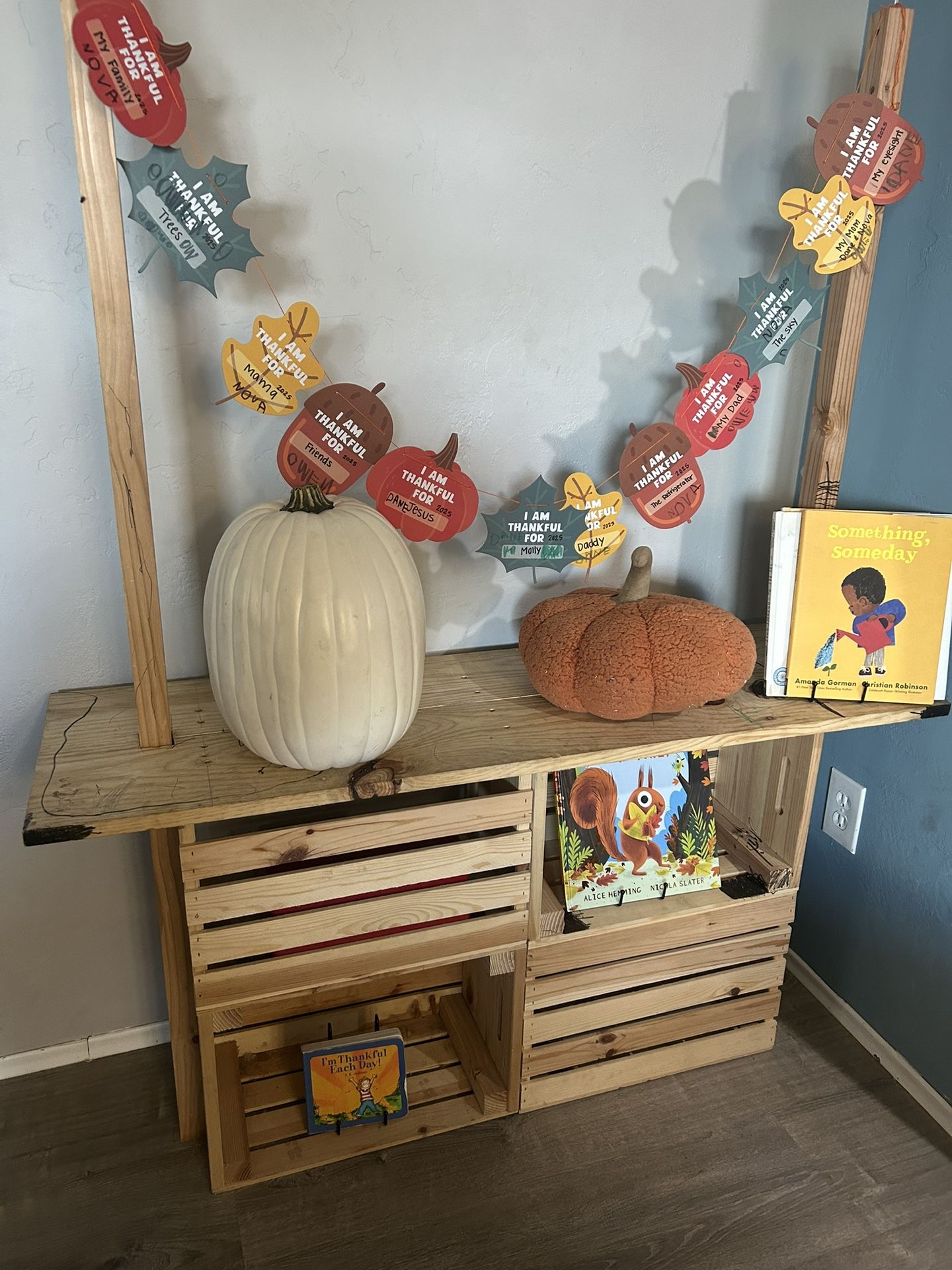 Lemonade Stand Puppet dramatic Play Center