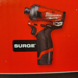 Milwaukee M12 Fuel Hex Surge Impact With Battery And Charger